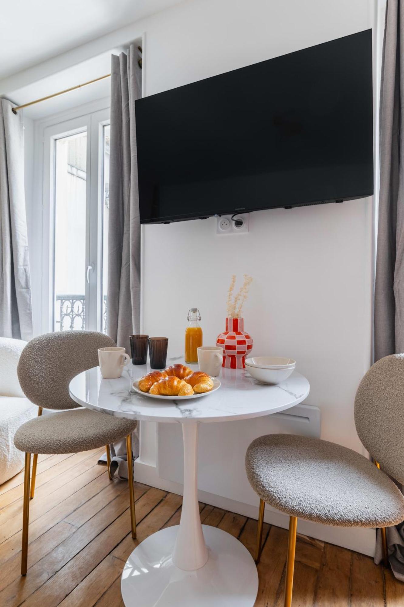 Grand Studio Refait A Neuf Paris 16 - 4P - Flat-Guest Ngoại thất bức ảnh
